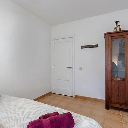 Casa Kiky, Boho-chic With Botanical Garden Vila *