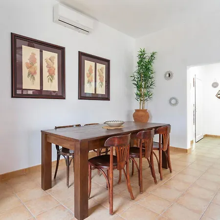 Casa Kiky, Boho-chic With Botanical Garden * La Oliva