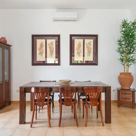 Willa Casa Kiky, Boho-chic With Botanical Garden *